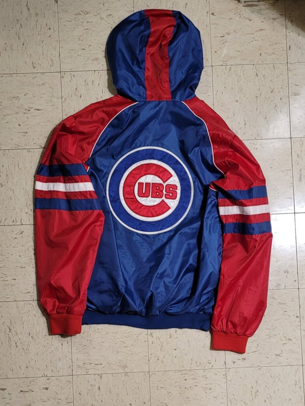 Vintage 2000's Chicago Cubs Pullover